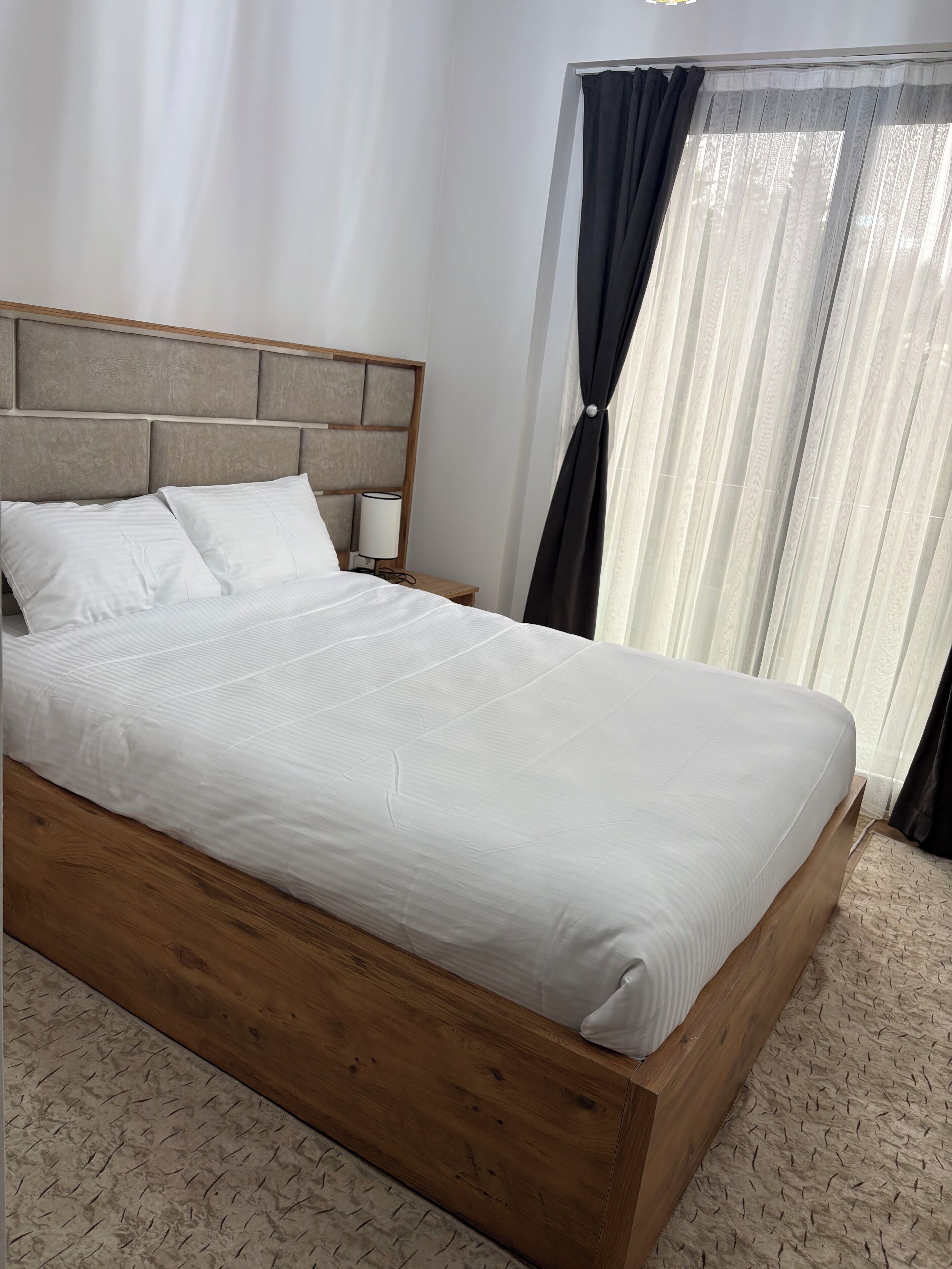 Condo, Balcony, Lake View