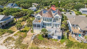 Exterior - The Boat House Oceanfront 6 bedrooms, 6 1/2 baths, Sleeps 24 (Edisto Island)
