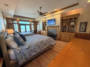 6 bedrooms, iron/ironing board, free WiFi