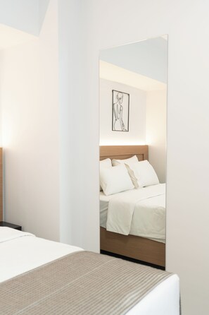 1 bedroom, iron/ironing board, WiFi, bed sheets - Tower 15 | Studio With Balcony 103 (Thessaloniki)