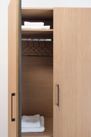 Interior - Tower 15 | Studio With Balcony 103 (Thessaloniki)