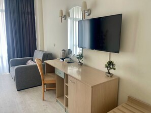 스탠다드 더블룸, 발코니 | 거실 공간