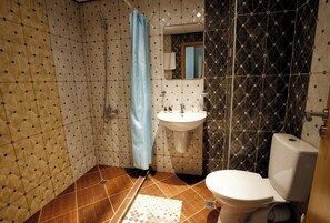 스탠다드 더블룸, 발코니 | 욕실