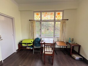 Interior - Burra Bungalow 2-bedroom Annexe (Mussoorie)