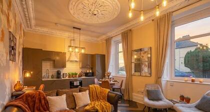 2BR with Free Parking Nr Edinburgh & Dalhousie Castle