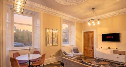 2BR for 4, Free Parking, Nr Dalhousie Castle