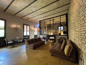 Interior - Monti Penthouse (Roma)
