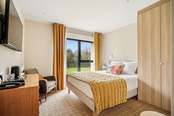 Superior Double Room - MH Hôtel & Spa (FRANCE)