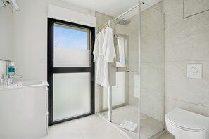 ห้องดีลักซ์ดับเบิล | ห้องน้ำ