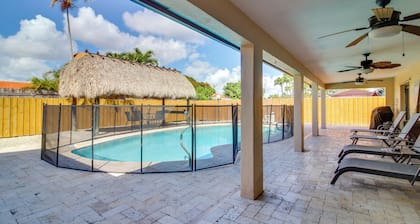 Group-friendly Miami Getaway 2 Mi to FIU