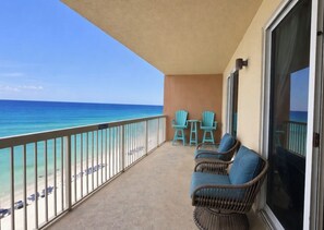 Property grounds - Beachfront Bliss on the 17th Floor at Sunrise  - Daily Free Activities! (Panama City Beach)