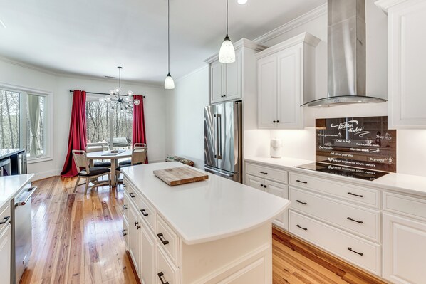Interior - Luxe Extended Stay w/ Swim Spa in Indian Land! (Fort Mill)
