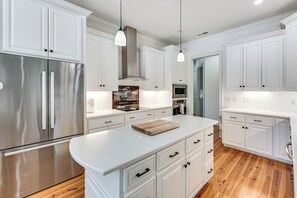 Interior - Luxe Extended Stay w/ Swim Spa in Indian Land! (Fort Mill)