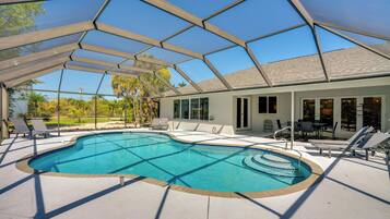 House (3 Bedrooms) | Front of property