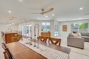Interior - Modern Canal-front Gem w/ Lanai + Dock in Sanibel (Sanibel)