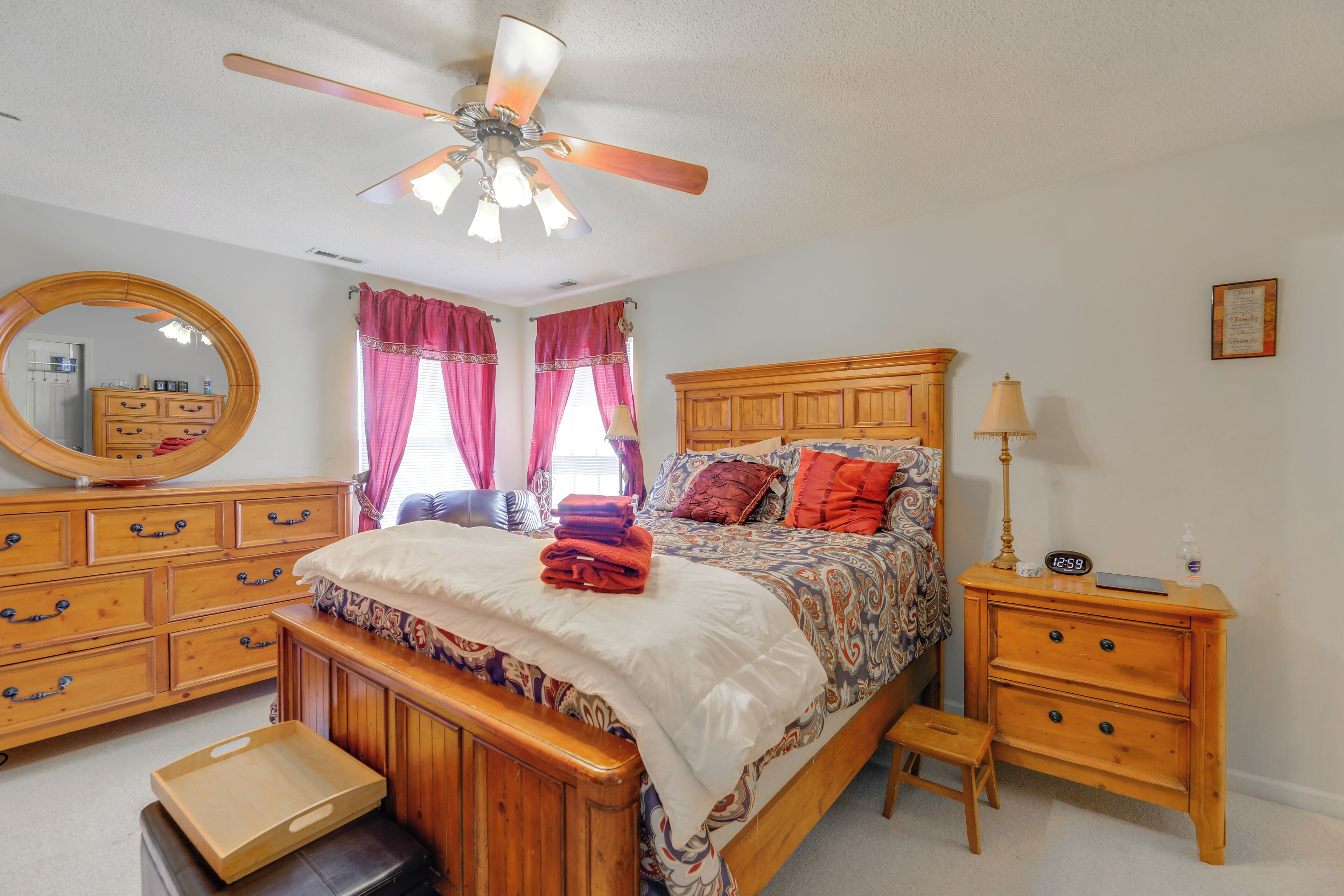 House (4 Bedrooms) | Interior