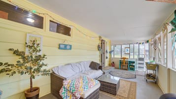 House (2 Bedrooms) | Bahagian dalam