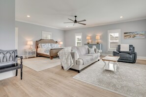 Interior - Near Cape Fear River! Relaxing Getaway w/ Views (Wilmington)