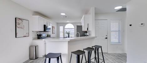 Apartment (1 Bedroom) | Interior