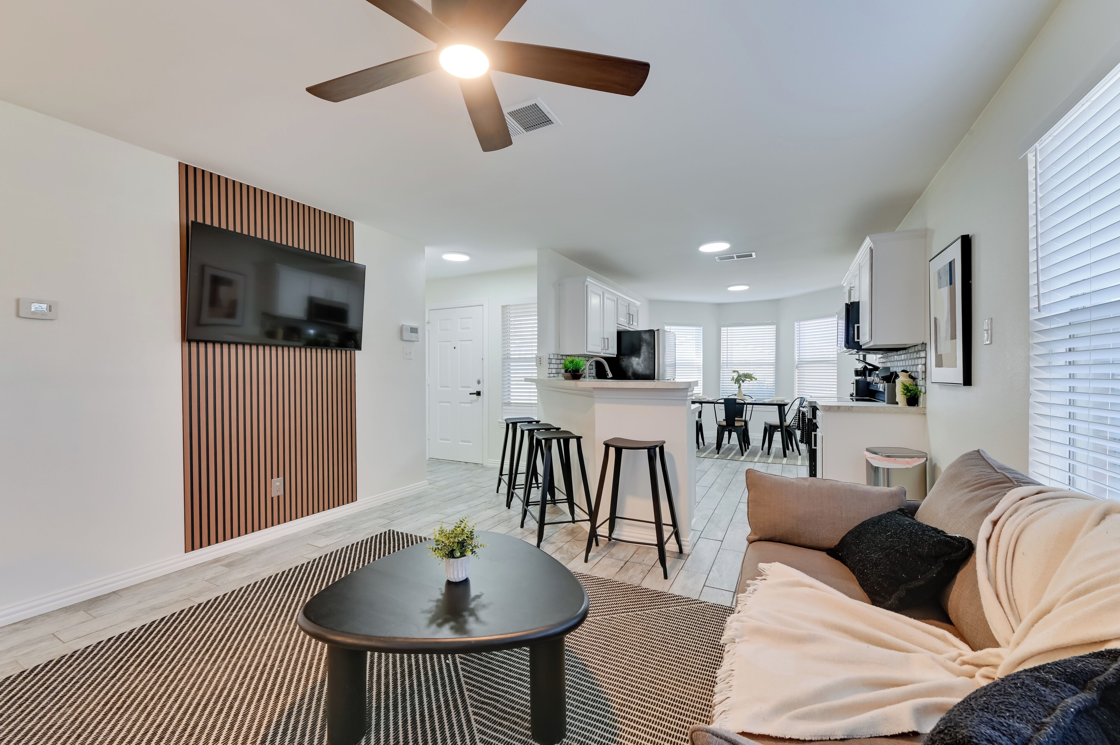 House (1 Bedroom) | Interior