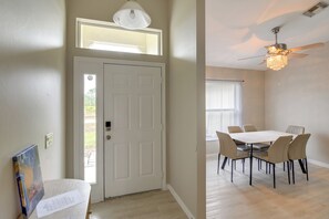 House (4 Bedrooms) | Interior - Lehigh Peace Retreat Near Ft Myers! Pet-friendly (Lehigh Acres)