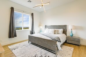 Interior - Gateway to Route 66 Fun! Mtn-view Williams Home (Williams)