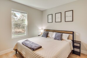 House (4 Bedrooms) | Interior - Tee Times & Race Thrills! Family Home in Sebring (Sebring)