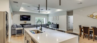 Tee Times & Scenic Hikes! Family Home in Sebring