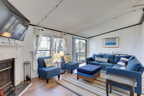 Cast & Relax! Peaceful Lake House in Midway