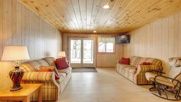 Nhà (2 Bedrooms) | Nội thất