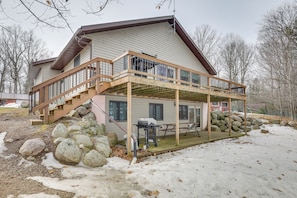 House (2 Bedrooms) | Front of property - Fishing Paradise: Lakefront Duplex in Northwoods (Pearson)