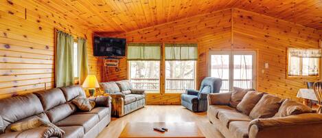 Casa (3 Bedrooms) | Vista frontal de la propiedad