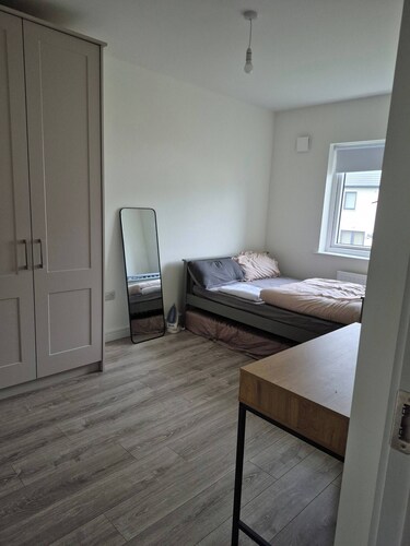 Room-cozy & Peaceful Retreat Near Dublin