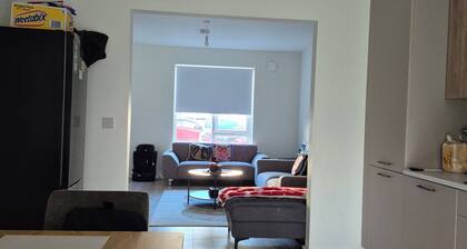 Room-cozy & Peaceful Retreat Near Dublin