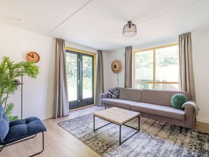 Living room - Serene Ewijk Abode by the Lake (Ewijk)