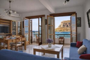Apartment - Matroni s House - Seafront Getaway in Monemvasia (Monemvasia)