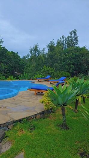 Pool - daimaescape (Arusha)