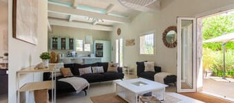 Villa Les Tortues Bleues heated pool 28° air conditioning