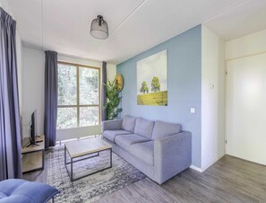 Living room - Lakeside Sauna Bungalow for 4 (Ewijk)