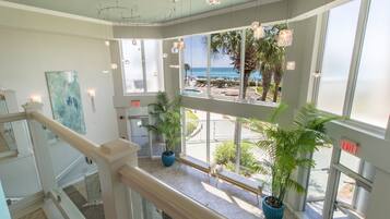 Condo, 3 Bedrooms | Interior