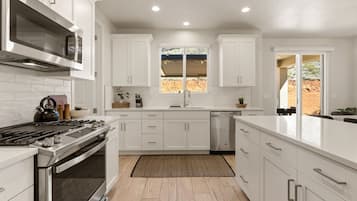 Maison, 5 chambres | Cuisine privée