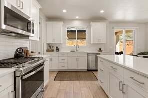 Maison, 5 chambres | Cuisine privée