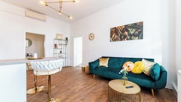 Condo, 1 King Bed with Sofa bed | Living area