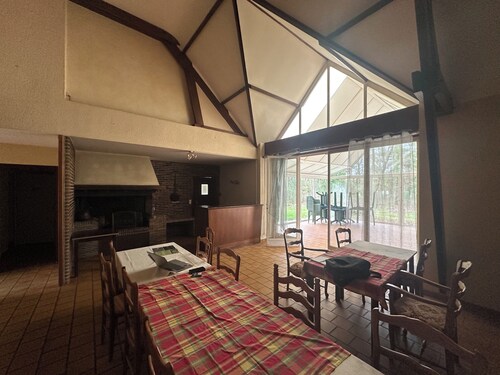 Large nature gîte 20 pers - Bar - Veranda - 1 ha - Lake Rillé