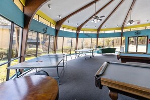 Spielezimmer