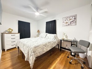 Room - Hillview - 3-bedroom house in peaceful Dunbar (Dunbar)