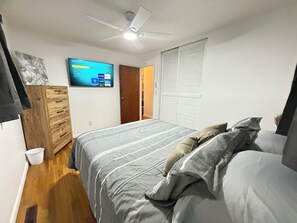 3 chambres, bureau, fer et planche à repasser, Wi-Fi gratuit