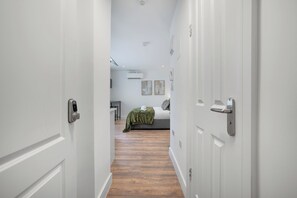 Superior Studio, Ground Floor - The Beauchamp Residences (London)