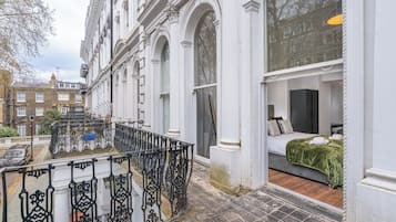 Superior Studio, Multiple Beds, Balcony, Mezzanine | Balcony view