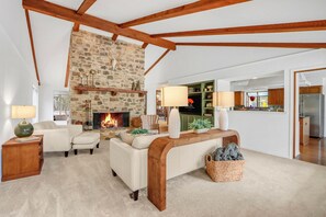 Interior - Spacious 5BR Retreat w/ Pool, Spa, Fire Pit & Game-Friendly Spaces (San Marcos)